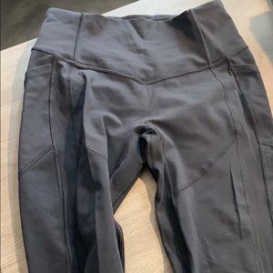 CLEANING CLOSET OUT! Lululemon leggings